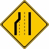 車線減少　道路標識