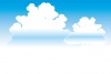青空に白い雲　夏の入道雲のイメージ