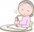 コーヒーを飲みながら本を読むシニア女性