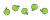 転がる青リンゴ