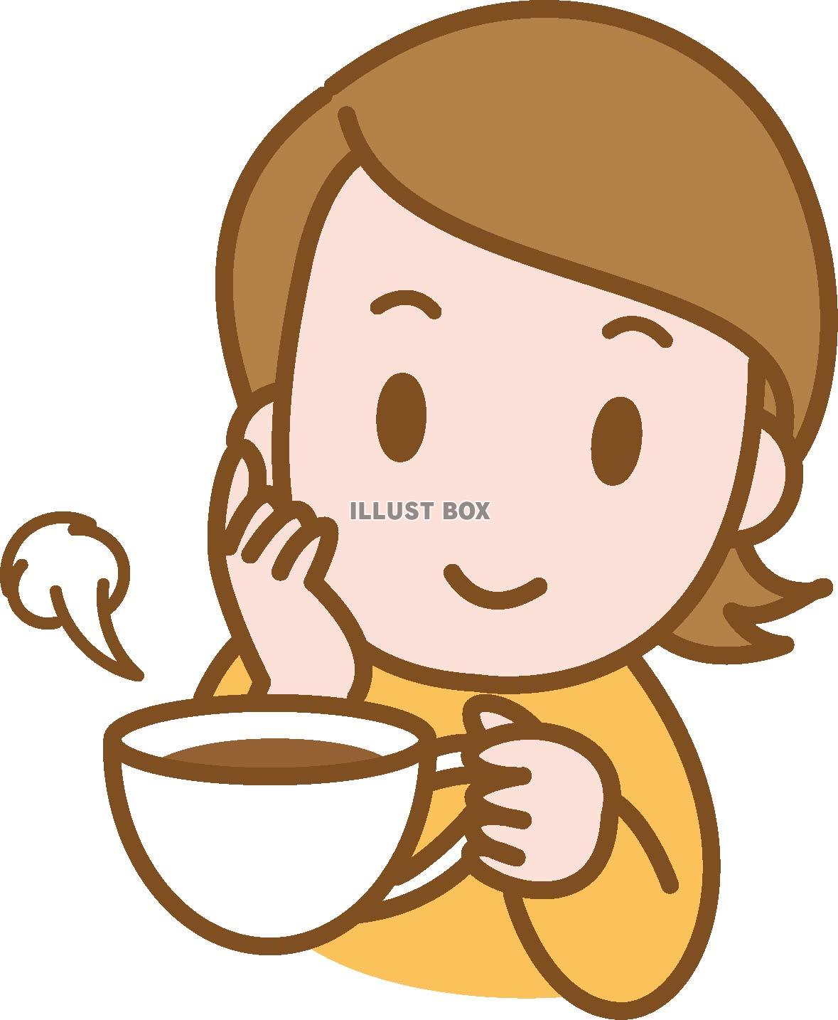 ホットコーヒーを飲む女性